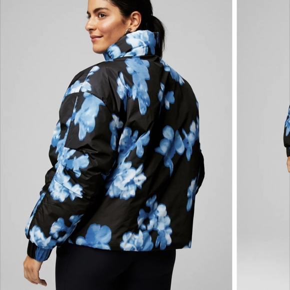 NWT Fabletics All Weather Jacket Floral XS - Picture 1 of 8